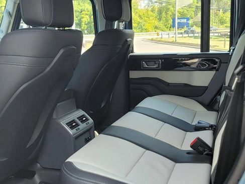 Used 2025 INEOS Grenadier Station Wagon AWD/4WD image 13