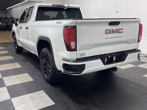 Used 2023 GMC Sierra 1500 Pro w/ Graphite Edition AWD/4WD image 15