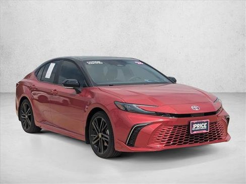 Used 2026 Toyota Camry XSE w/ Premium Package FWD image 3