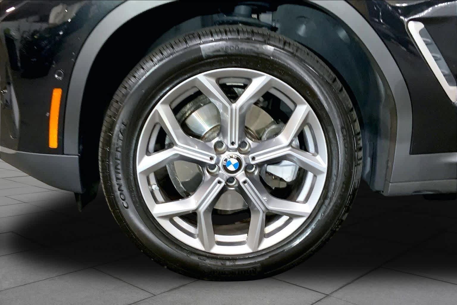Used 2023 BMW X3 xDrive30i w/ Premium Package AWD/4WD image 11