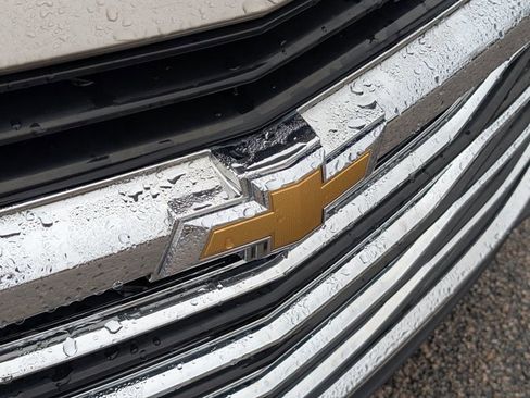 Used 2024 Chevrolet Malibu LT image 5