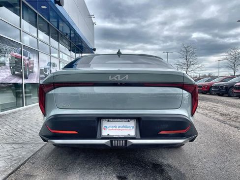 Used 2025 Kia K4 EX image 31
