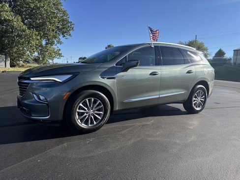 Used 2023 Buick Enclave Essence w/ Trailering Package, 5000 lbs. AWD/4WD image 2