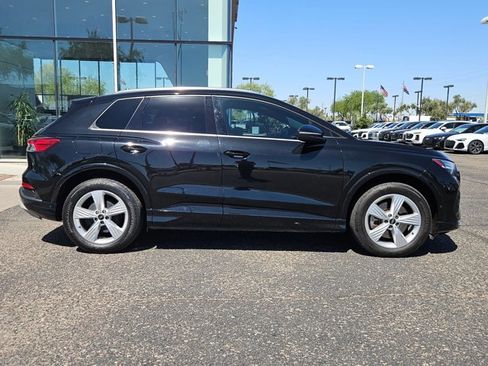 Used 2022 Audi Q4 e-tron Prestige AWD/4WD image 4