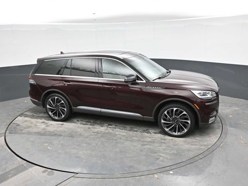 Used 2020 Lincoln Aviator Reserve w/ Equipment Group 202A AWD/4WD image 33