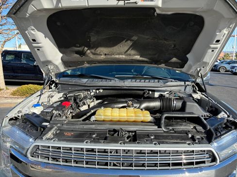 Certified 2019 Ford F150 Lariat w/ Equipment Group 502A Luxury image 21