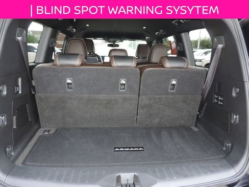 Used 2025 Nissan Armada SL RWD image 14