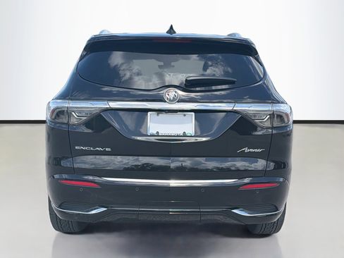 Used 2024 Buick Enclave Avenir w/ Avenir Technology Package FWD image 4