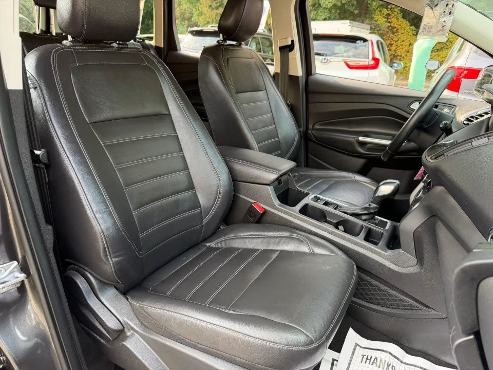 Used 2018 Ford Escape SEL AWD/4WD image 19