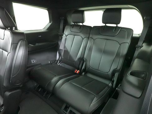 New 2026 Jeep Grand Cherokee L Limited w/ Limited Altitude Package AWD/4WD image 27