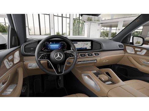 New 2026 Mercedes-Benz GLS 450 4MATIC image 3