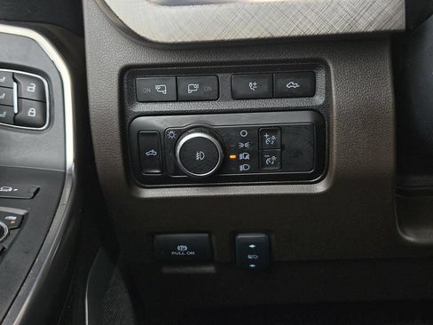 Used 2024 Ford F350 King Ranch w/ FX4 Off-Road Package AWD/4WD image 17