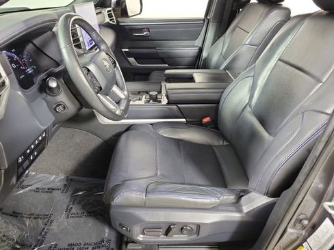 Used 2022 Toyota Tundra Platinum AWD/4WD image 19