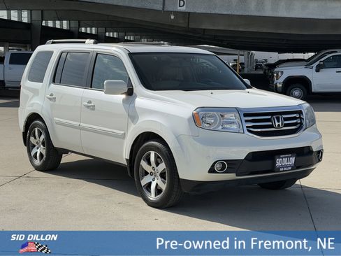 Used 2013 Honda Pilot Touring image 2