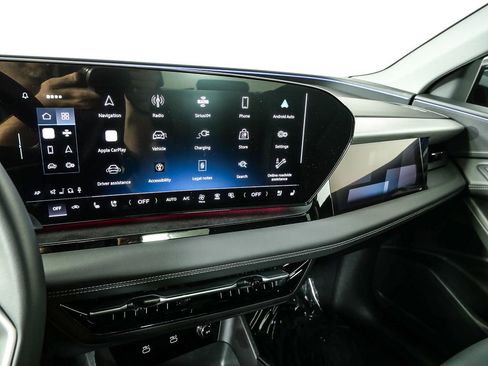 Certified 2025 Audi Q6 e-tron Prestige w/ Black Warm Weather Package AWD/4WD image 13