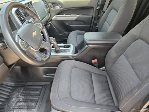 Used 2022 Chevrolet Colorado LT w/ Fleet Safety Package RWD image 13