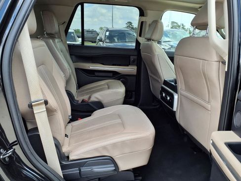 Used 2024 Ford Expedition Limited AWD/4WD image 20