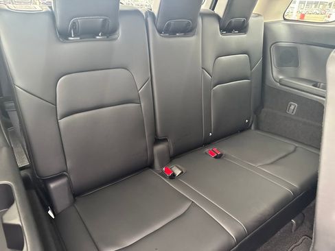 New 2025 Nissan Pathfinder Platinum w/ Black Appearance Package image 6