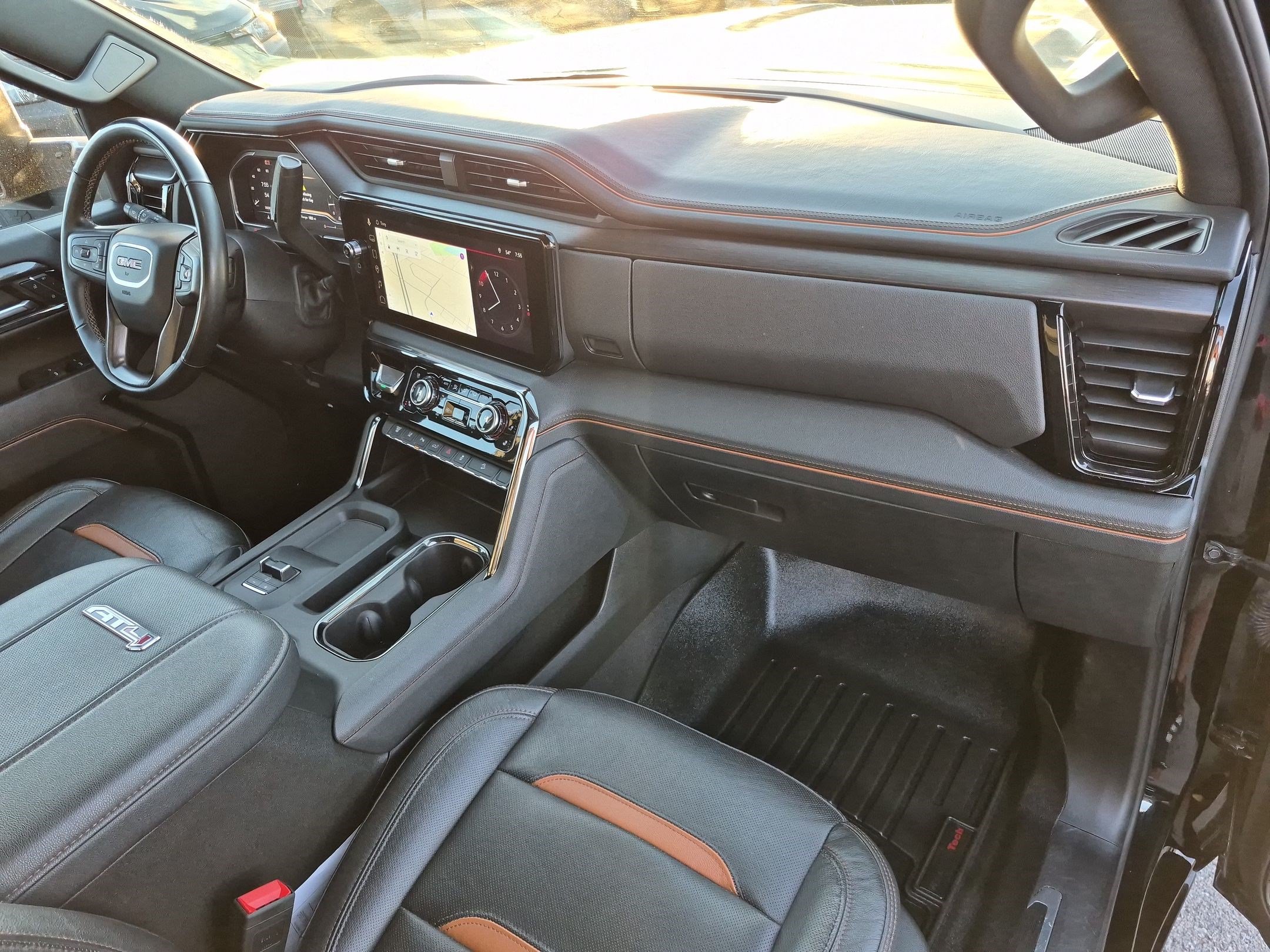 Used 2024 GMC Sierra 2500 AT4 AWD/4WD image 32