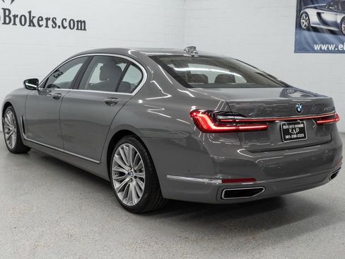 Used 2022 BMW 750i xDrive AWD/4WD image 45