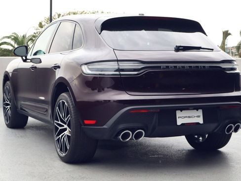New 2026 Porsche Macan image 3