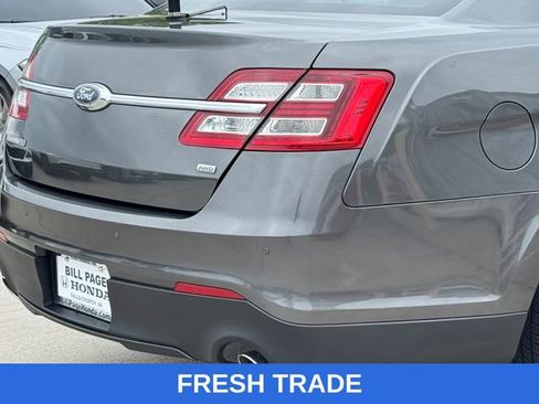 Used 2018 Ford Taurus SEL AWD/4WD image 6