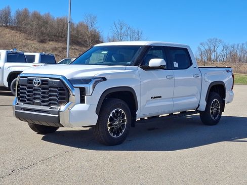 New 2025 Toyota Tundra SR5 AWD/4WD image 3