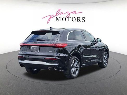 Used 2025 Audi Q5 Premium w/ Convenience Package AWD/4WD image 5