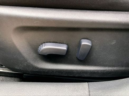 Used 2024 Nissan Altima 2.5 SV image 33