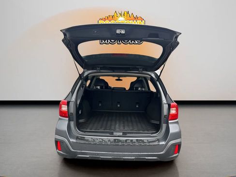Used 2018 Subaru Outback 2.5i Limited image 18