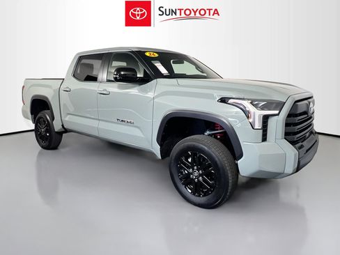 Used 2026 Toyota Tundra SR5 w/ SR5 Premium Package AWD/4WD image 1