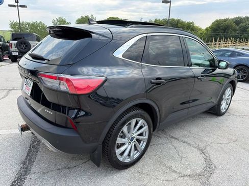 Used 2022 Ford Escape Titanium w/ Titanium Elite Package AWD/4WD image 7