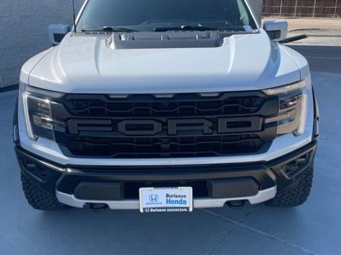 Used 2025 Ford F150 Raptor AWD/4WD image 3