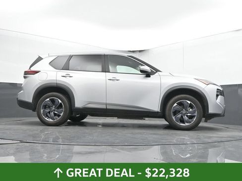 Used 2025 Nissan Rogue SV FWD image 39