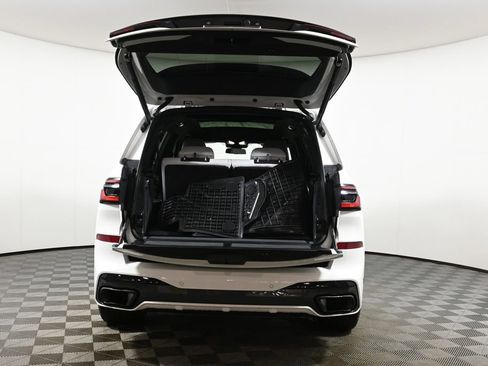 Certified 2026 BMW X7 xDrive40i w/ M Sport Package image 39