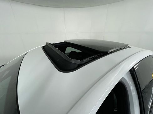 Used 2025 Cadillac CT5 V image 11