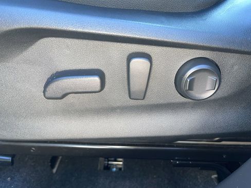 Used 2025 Subaru Forester Wilderness image 24