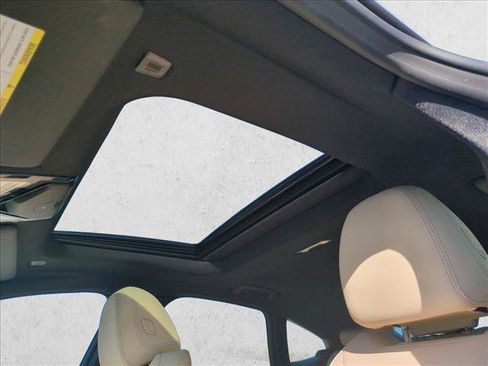 Used 2023 BMW i4 eDrive40 w/ Premium Package image 16