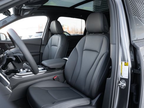 New 2026 Audi Q7 3.0T Premium Plus AWD/4WD image 24