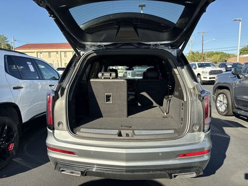 Used 2024 Cadillac XT6 Sport AWD/4WD image 31