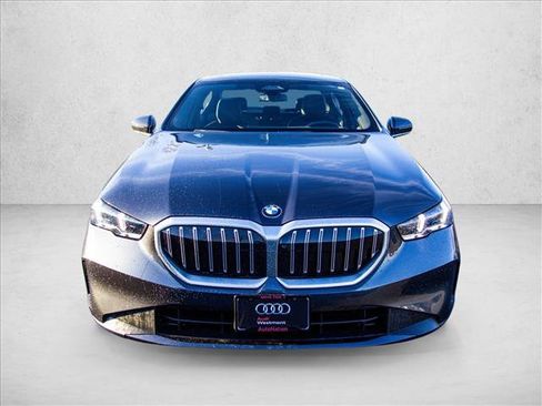 Used 2024 BMW 530i xDrive w/ Premium Package image 2