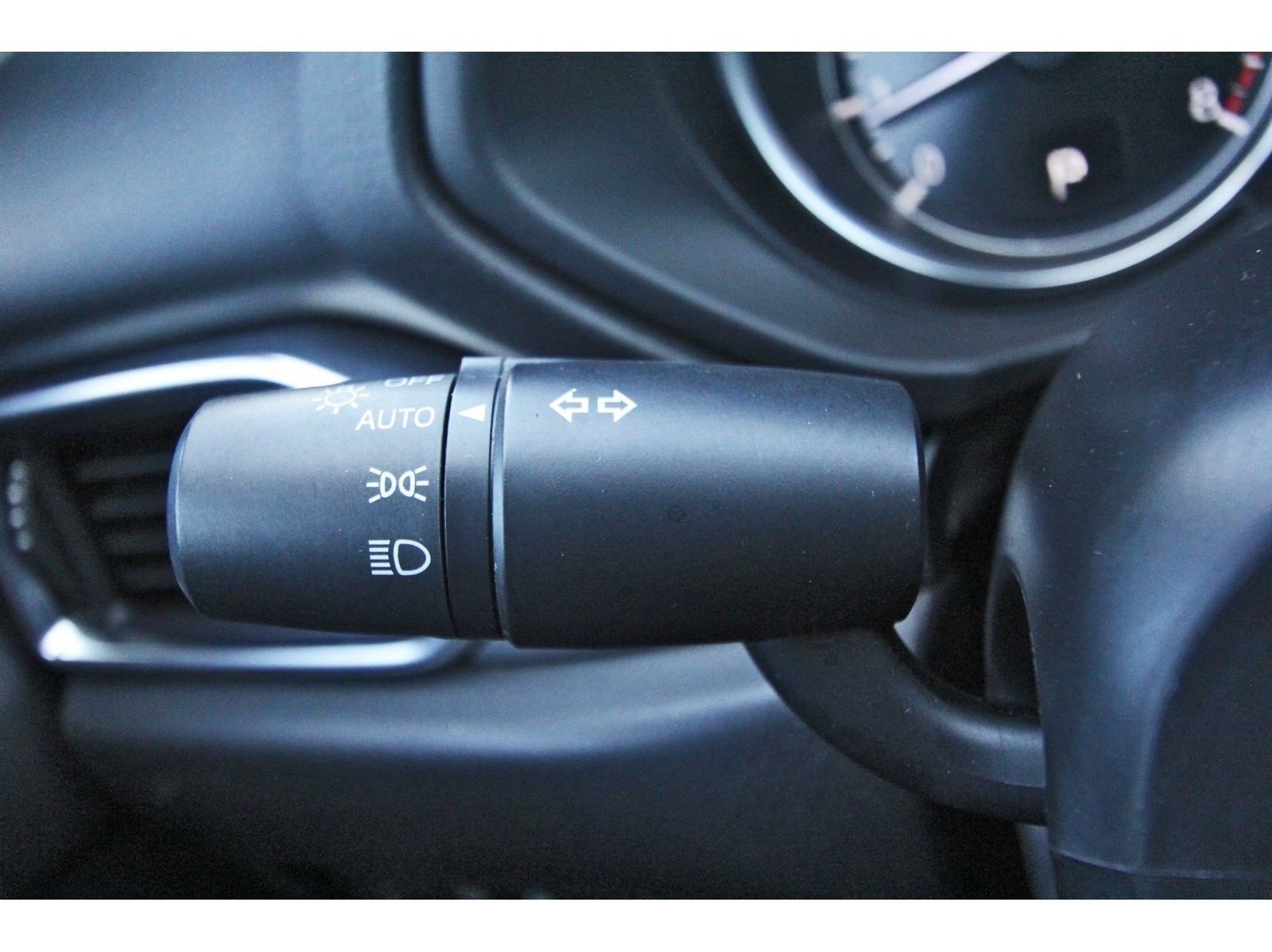 Used 2021 MAZDA CX-5 Sport FWD image 17