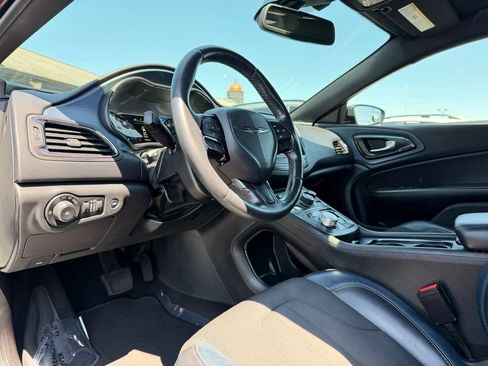Used 2016 Chrysler 200 S w/ Comfort Group FWD image 35