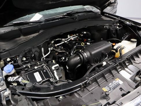 Certified 2022 Ford Explorer XLT w/ Equipment Group 202A image 19