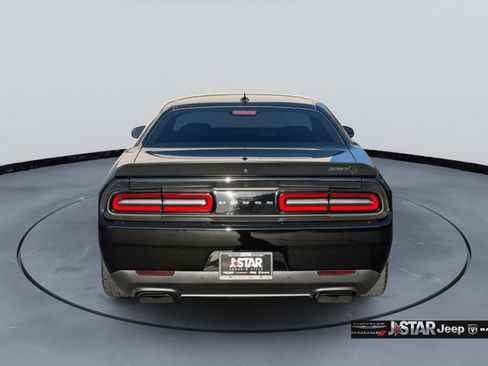 Used 2021 Dodge Challenger SRT Hellcat Redeye RWD image 6