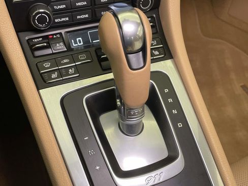 Certified 2017 Porsche 911 Carrera 4S image 32