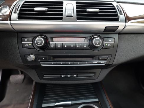 Used 2011 BMW X5 xDrive35i image 48