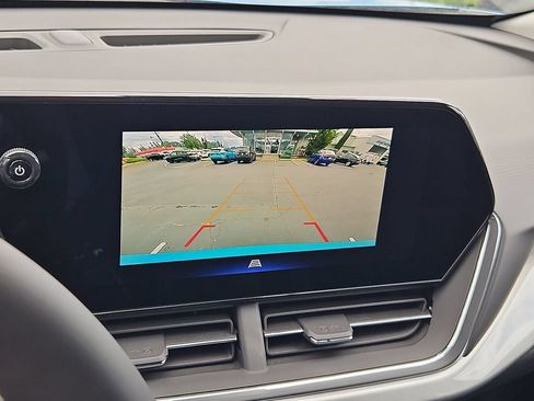 New 2026 Chevrolet Trax LT w/ Midnight Edition FWD image 19