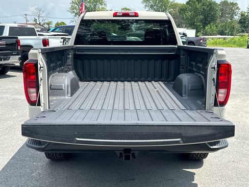 New 2026 GMC Sierra 1500 Pro w/ Pro Value Package AWD/4WD image 18