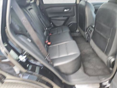 Used 2024 Nissan Rogue SV w/ SV Premium Package image 16